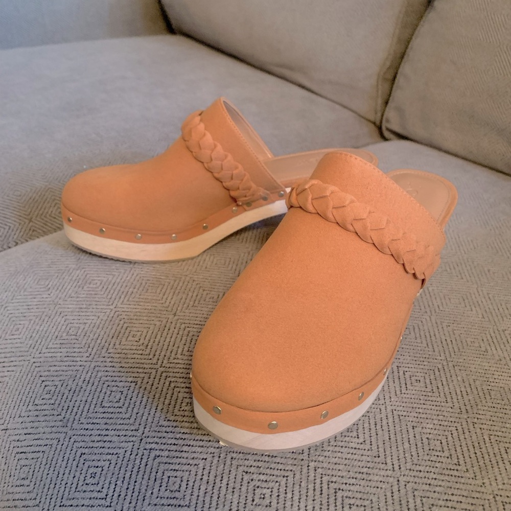 JCrew Clog